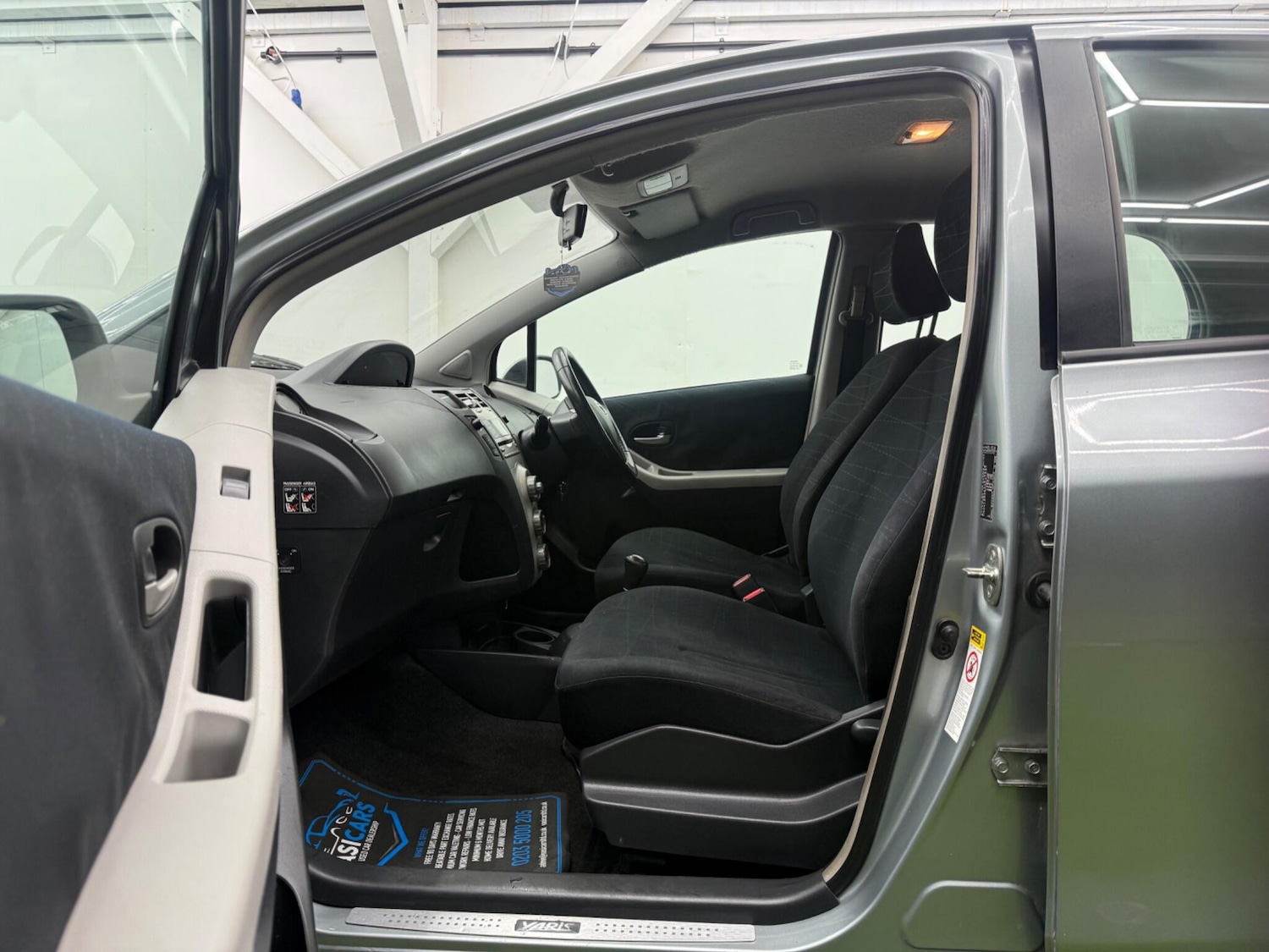 Used Toyota Yaris 2007 for sale - 77320433: Photo 25