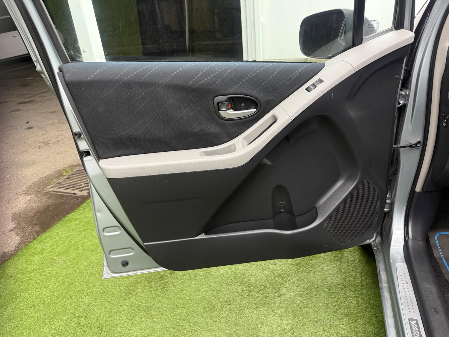 Used Toyota Yaris 2007 for sale - 77320433: Photo 27