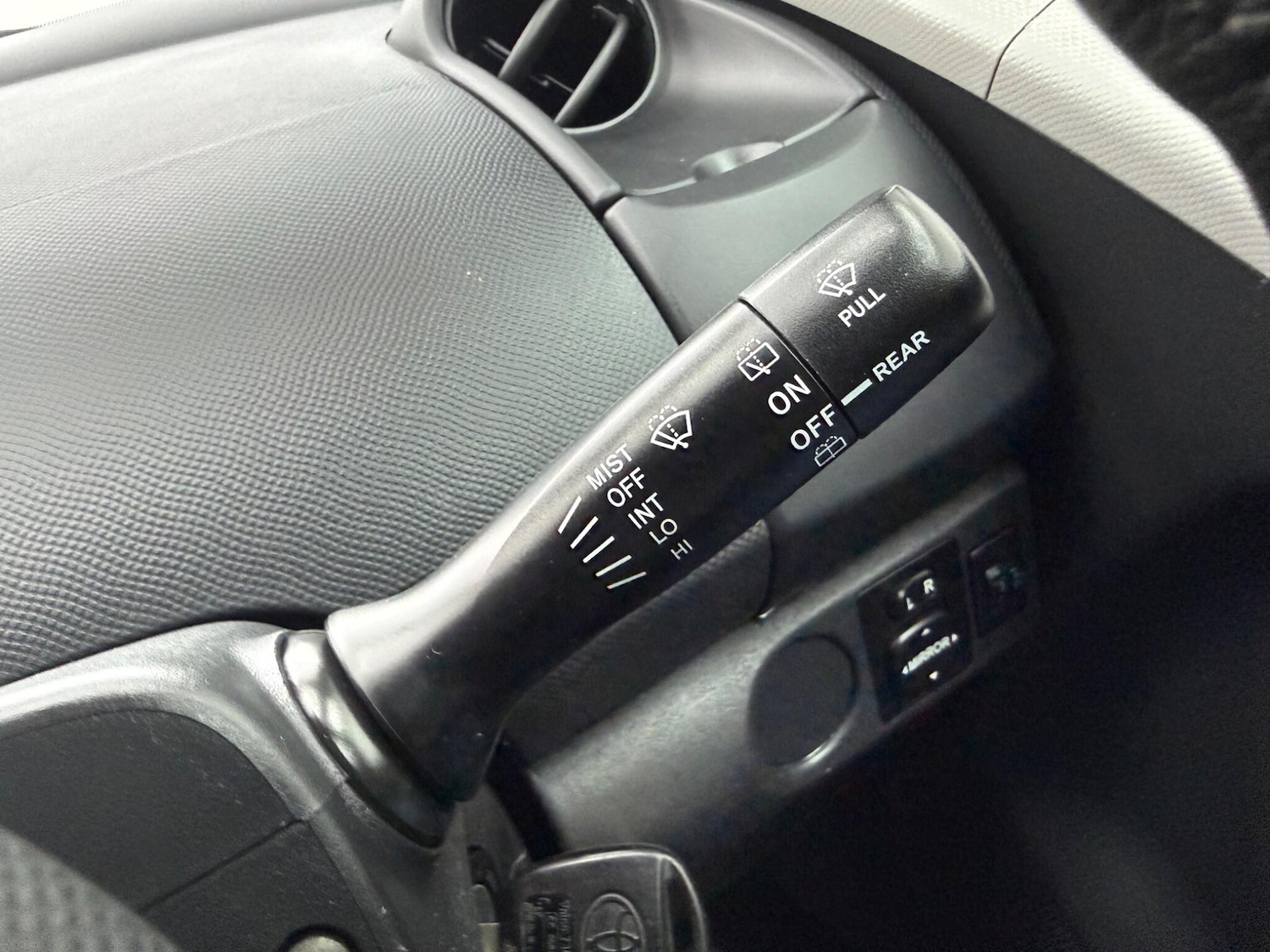 Used Toyota Yaris 2007 for sale - 77320433: Photo 36