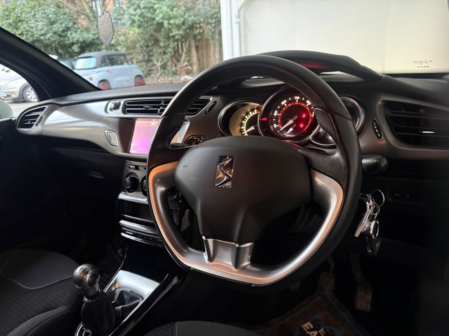 Used DS Automobiles DS 3 2016 for sale - 77054029: Photo 2