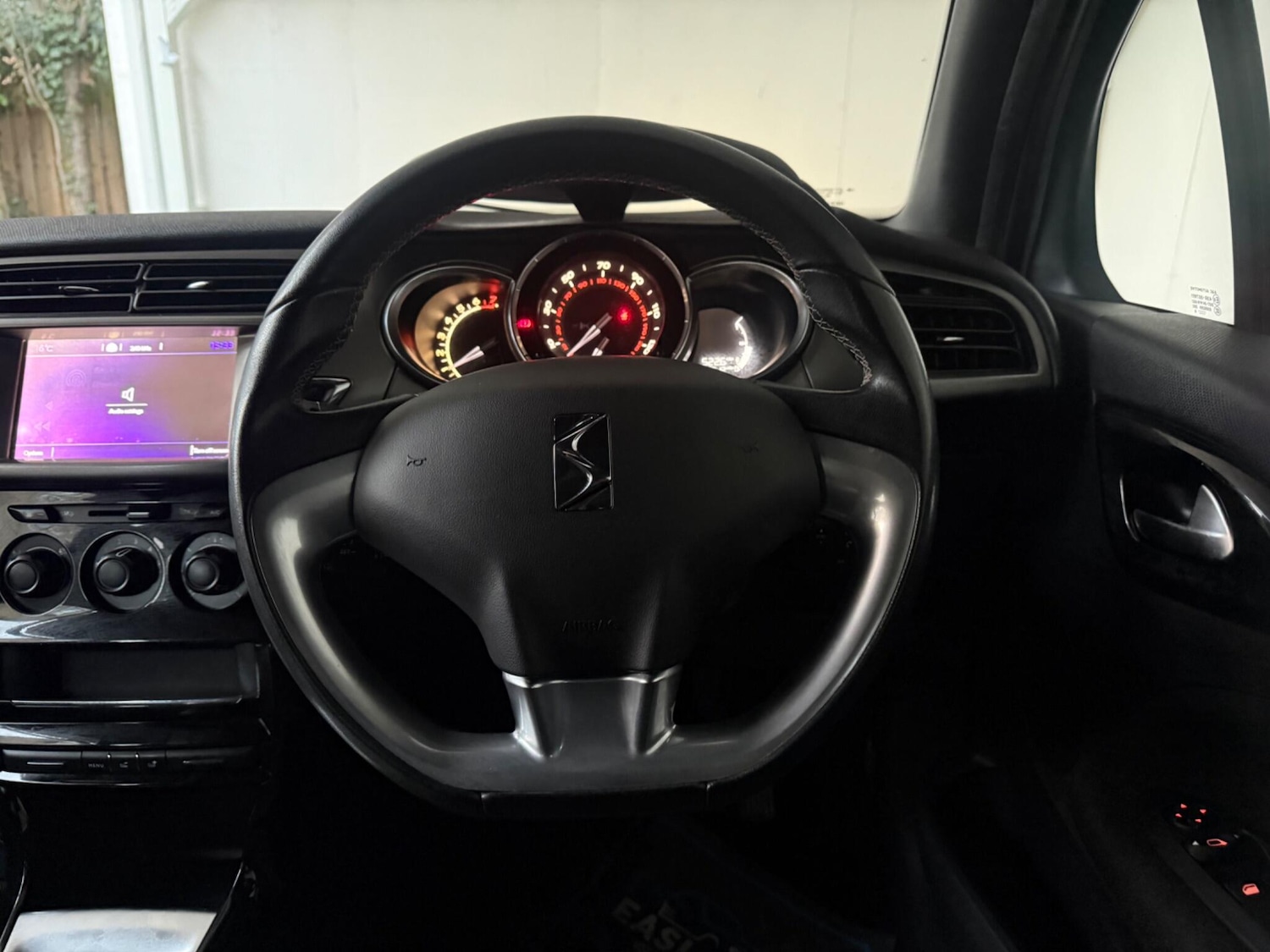 Used DS Automobiles DS 3 2016 for sale - 77054029: Photo 29