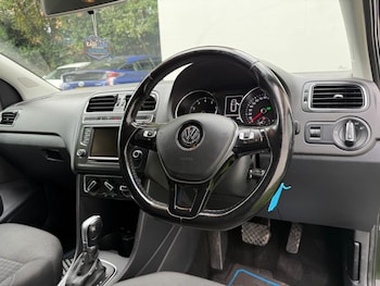 Used Volkswagen Polo 2014 for sale - 75623207: Photo