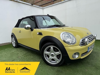 Used MINI Convertible 2010 for sale - 76484322: Photo