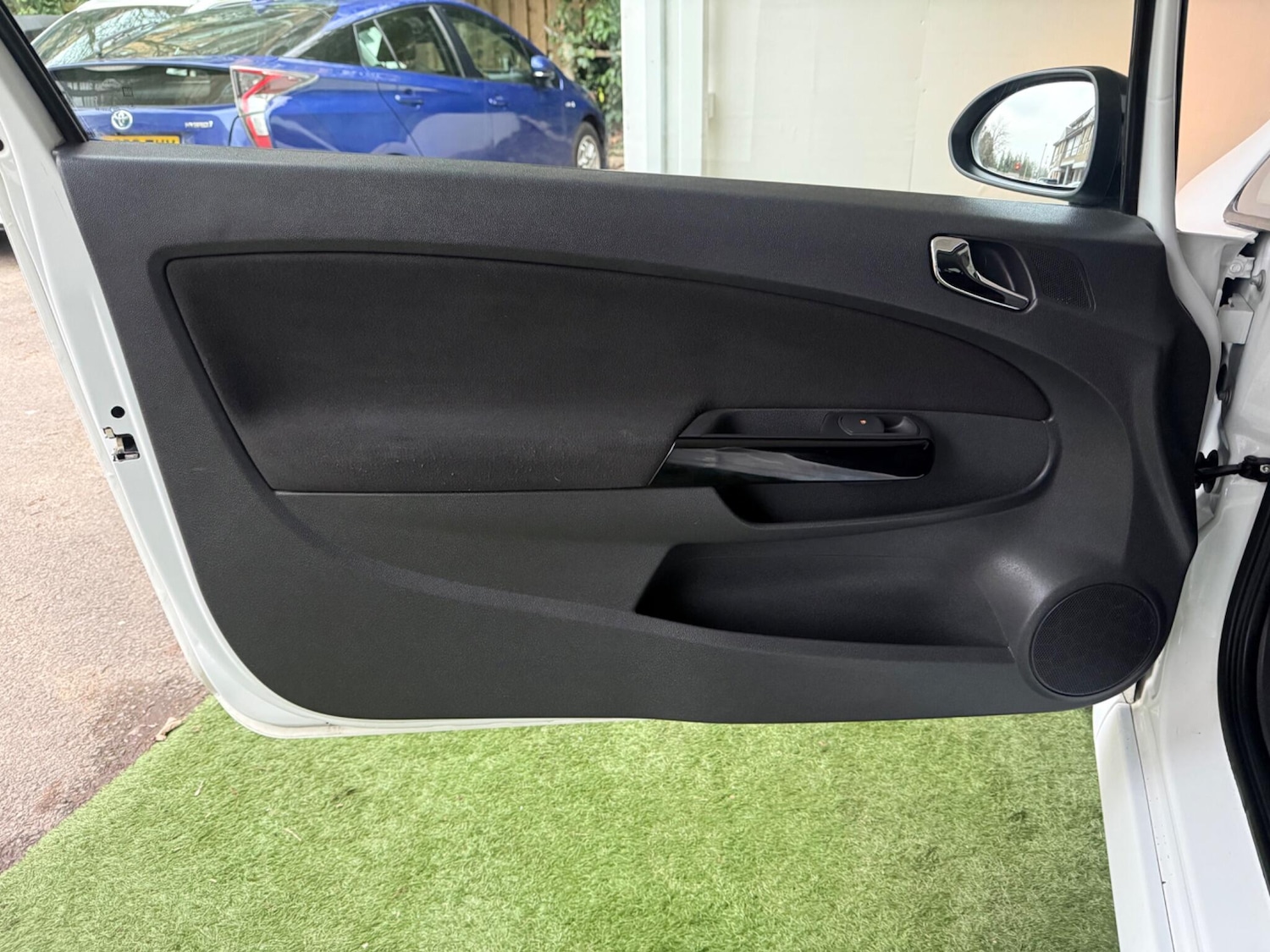 Used Vauxhall Corsa 2014 for sale - 77040765: Photo 24