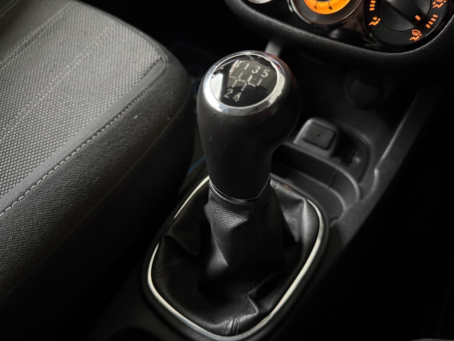 Used Vauxhall Corsa 2014 for sale - 77040765: Photo 50