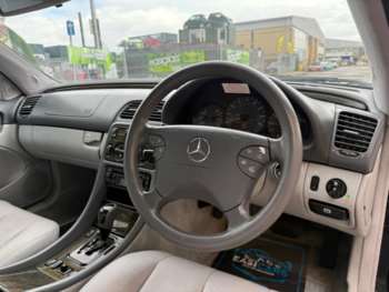 Used Mercedes-Benz CLK 2002 for sale - 75200317: Photo