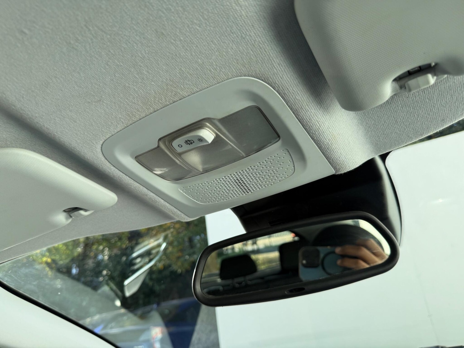 Used Peugeot 208 2015 for sale - 76689439: Photo 48