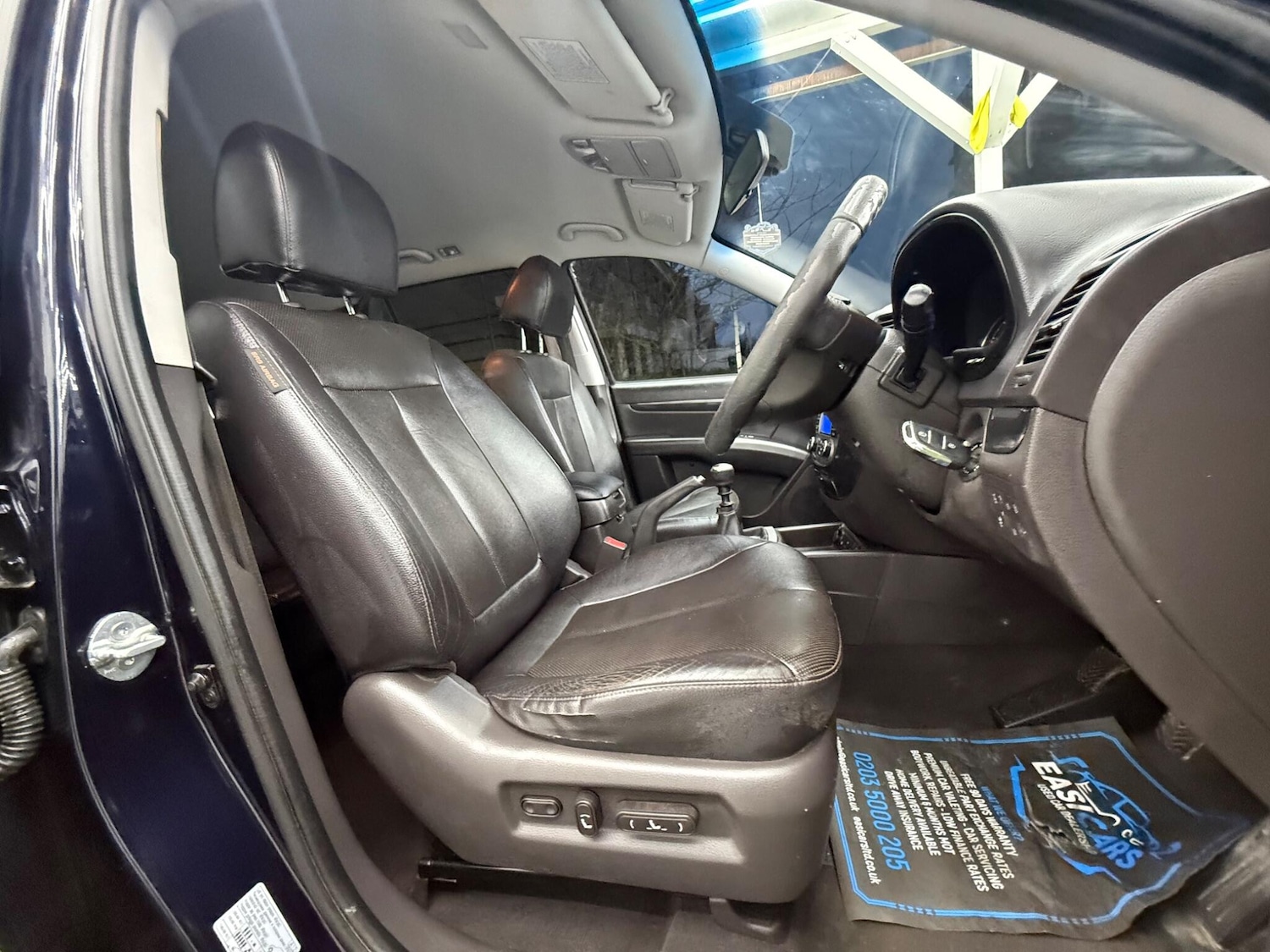 Used Hyundai Santa Fe 2012 for sale - 77633030: Photo 15