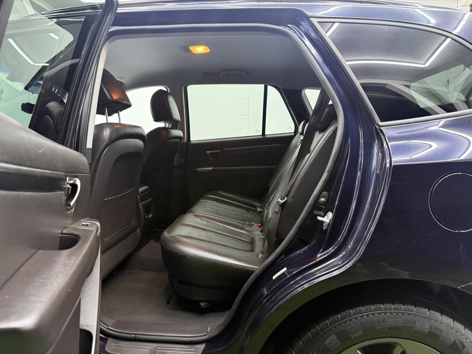 Used Hyundai Santa Fe 2012 for sale - 77633030: Photo 23