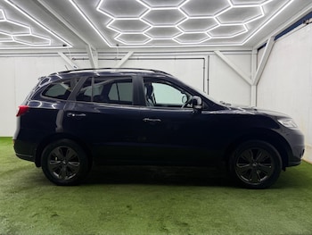 Used Hyundai Santa Fe 2012 for sale - 77633030: Photo