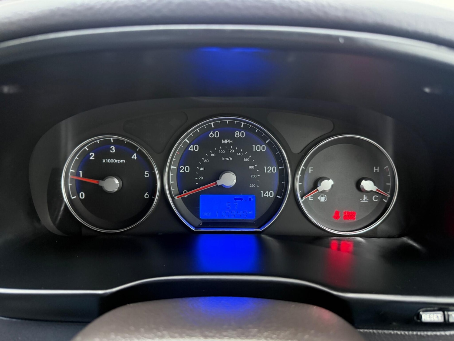 Used Hyundai Santa Fe 2012 for sale - 77633030: Photo 36