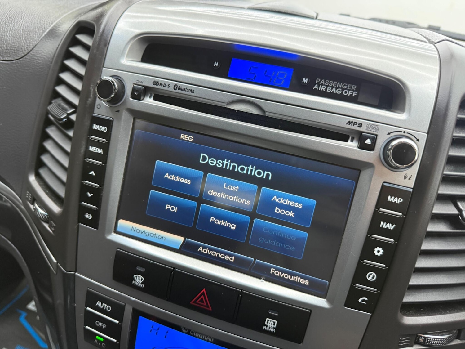 Used Hyundai Santa Fe 2012 for sale - 77633030: Photo 51