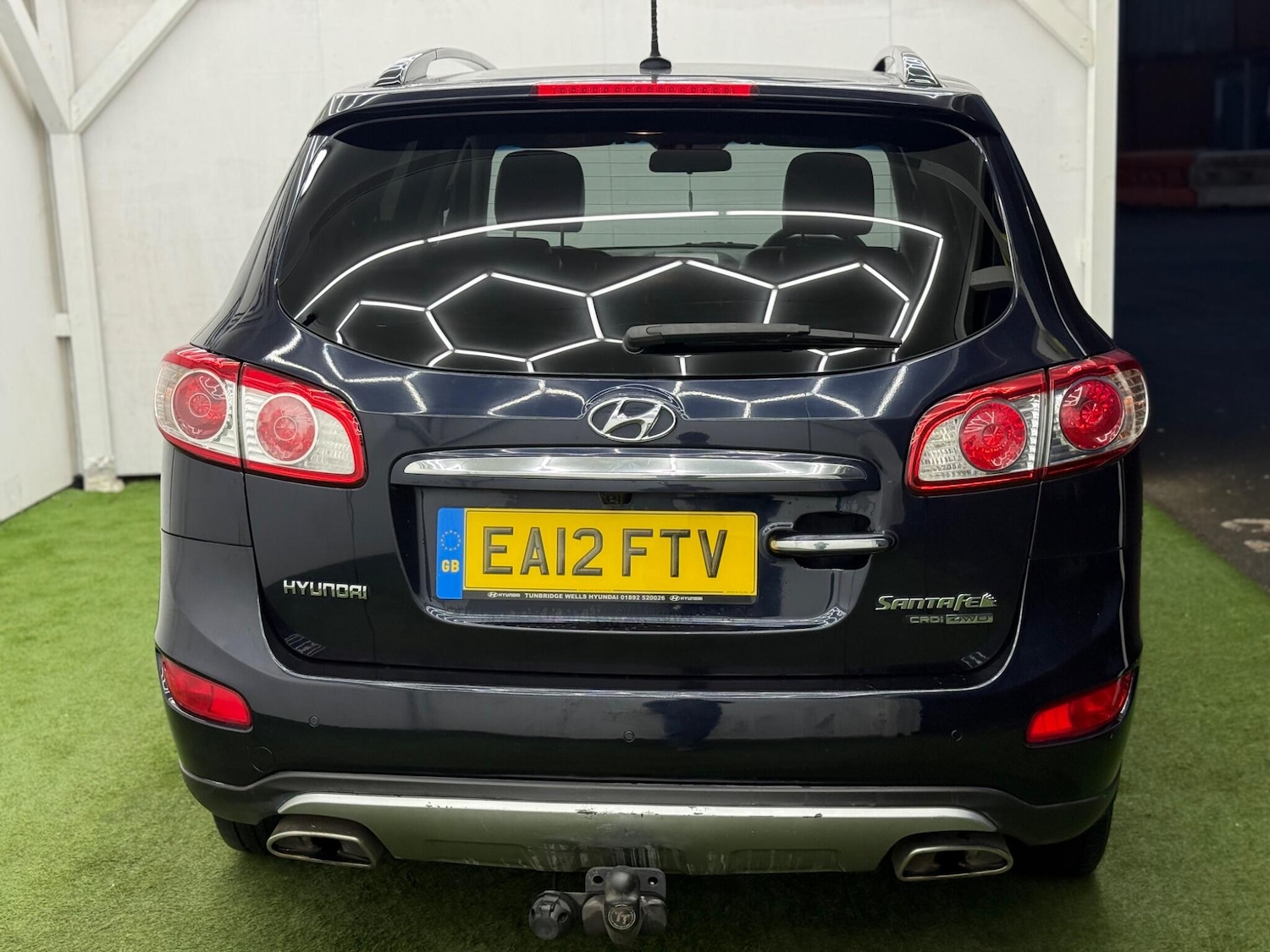 Used Hyundai Santa Fe 2012 for sale - 77633030: Photo 7