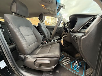 Used Hyundai TUCSON 2018 for sale - 76689497: Photo