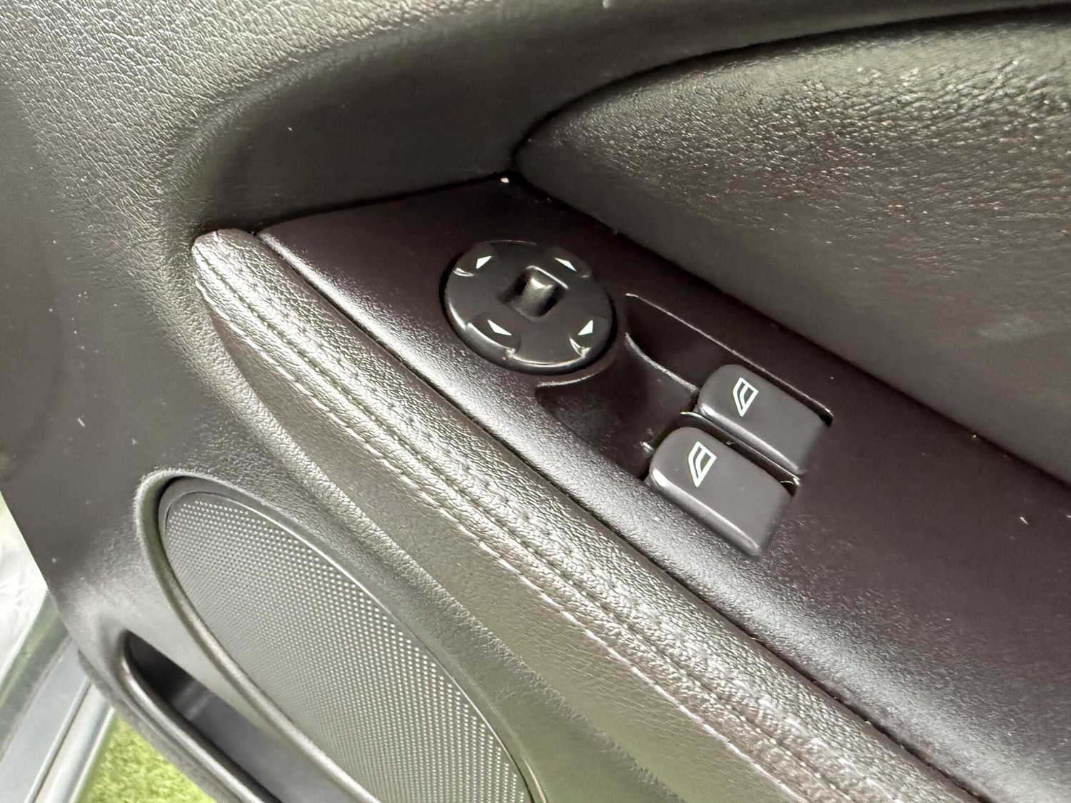 Used Jaguar X-Type 2004 for sale - 77926134: Photo 37