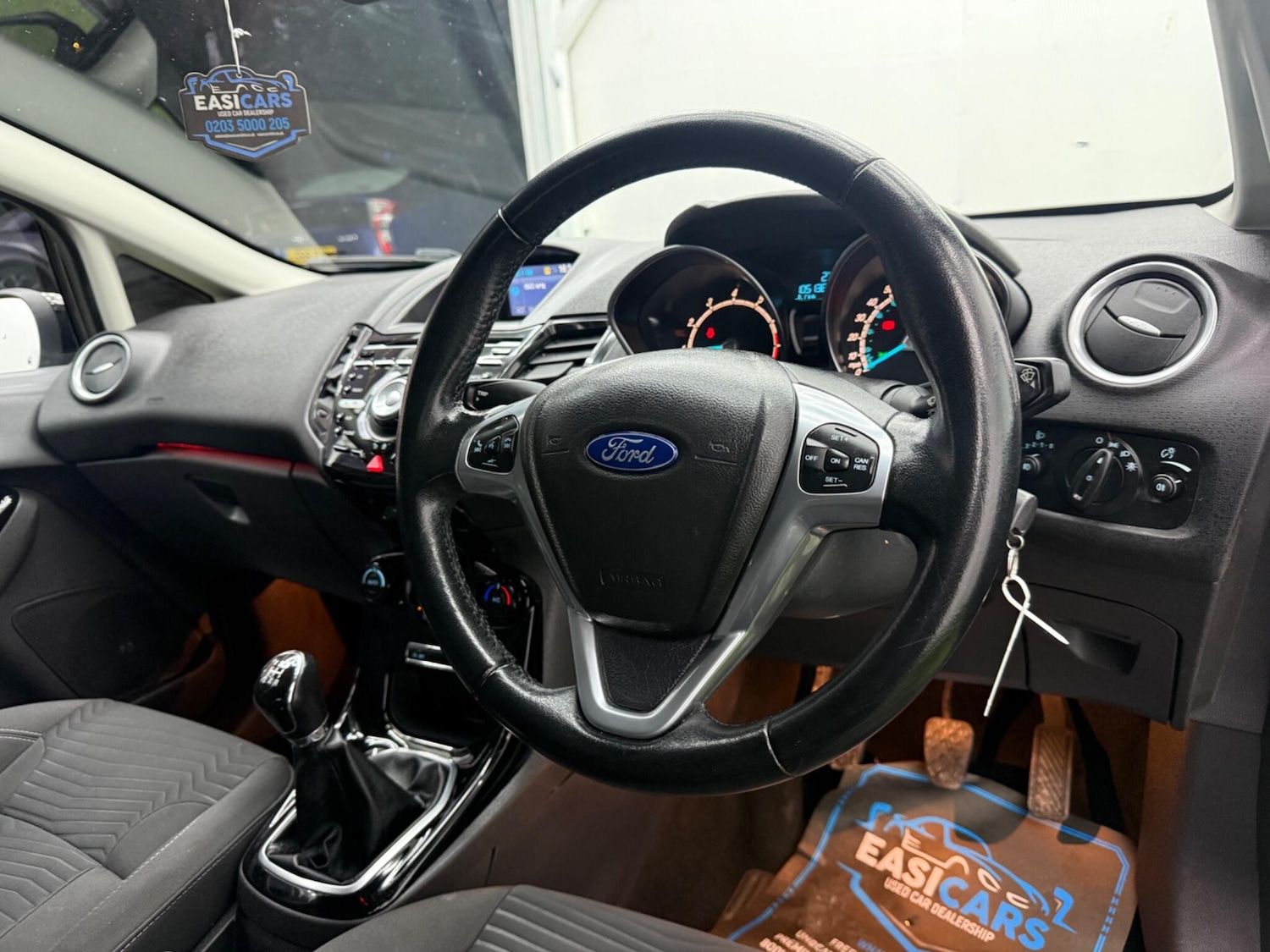 Used Ford Fiesta 2014 for sale - 77097618: Photo 2