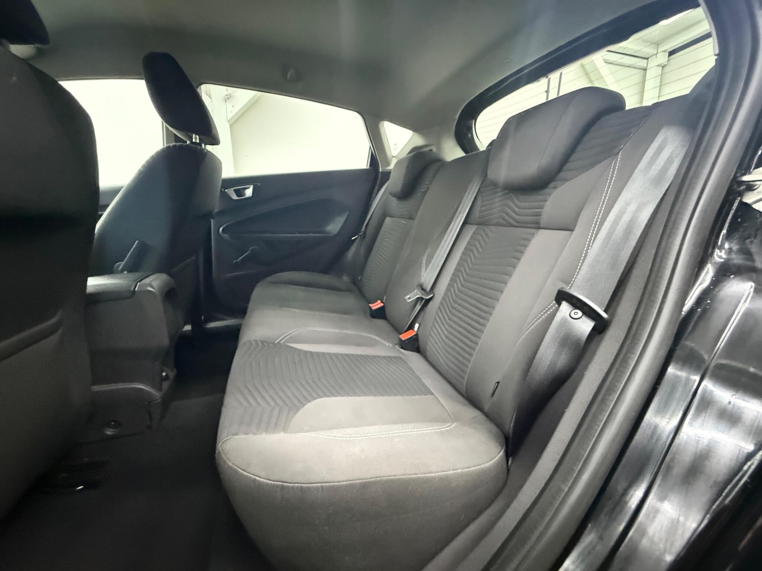 Used Ford Fiesta 2014 for sale - 77097618: Photo 24