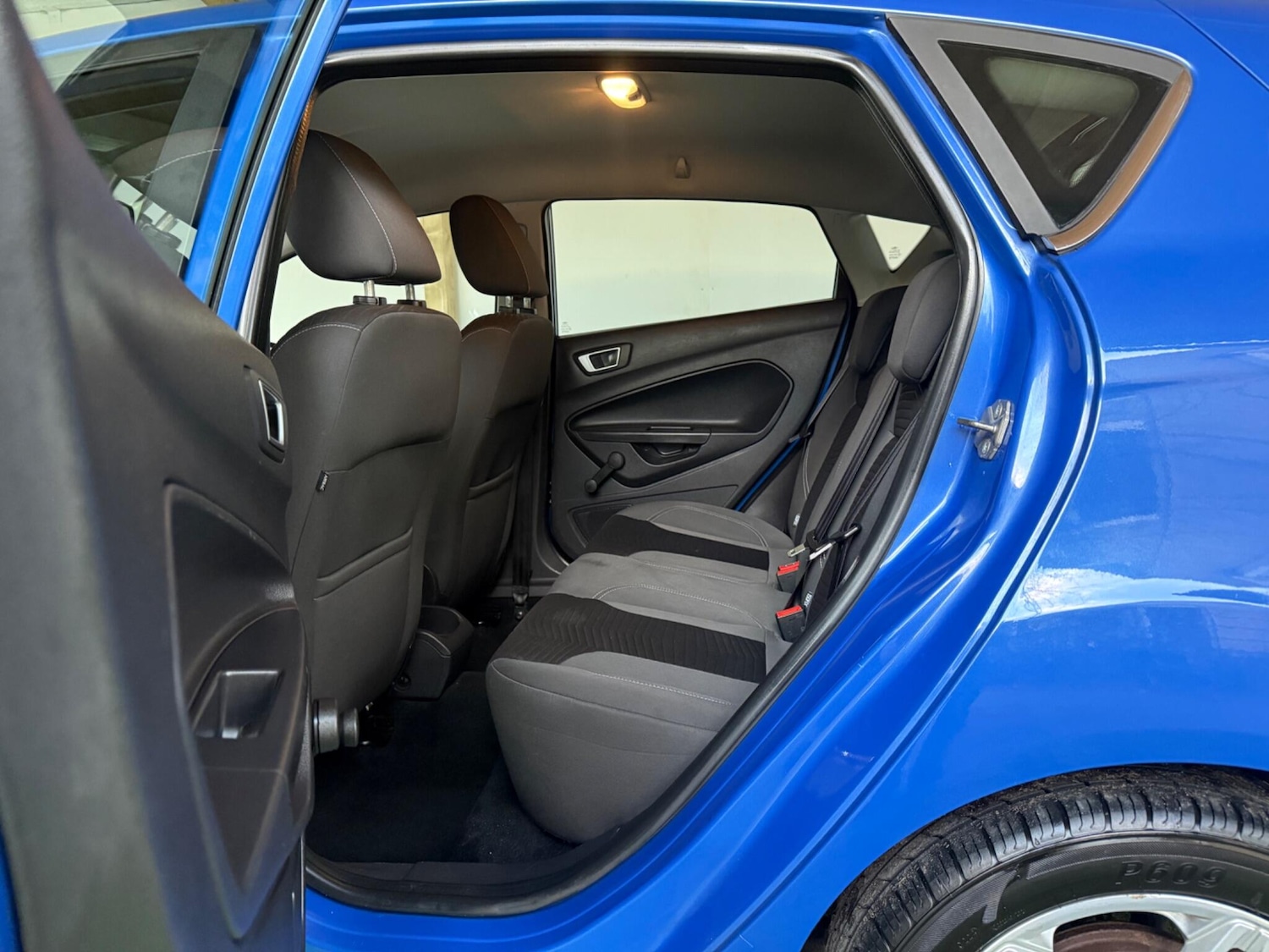 Used Ford Fiesta 2013 for sale - 76633874: Photo 21