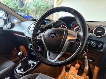 Used Ford Fiesta 2013 for sale - 76633874: Photo