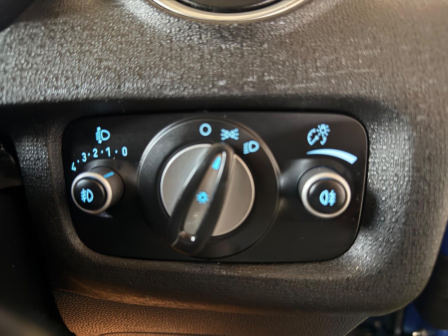 Used Ford Fiesta 2013 for sale - 76633874: Photo 40