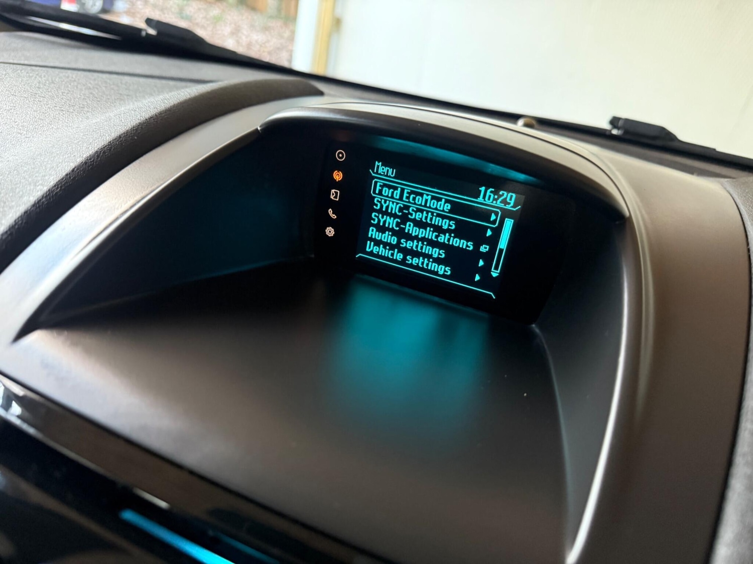 Used Ford Fiesta 2013 for sale - 76633874: Photo 45