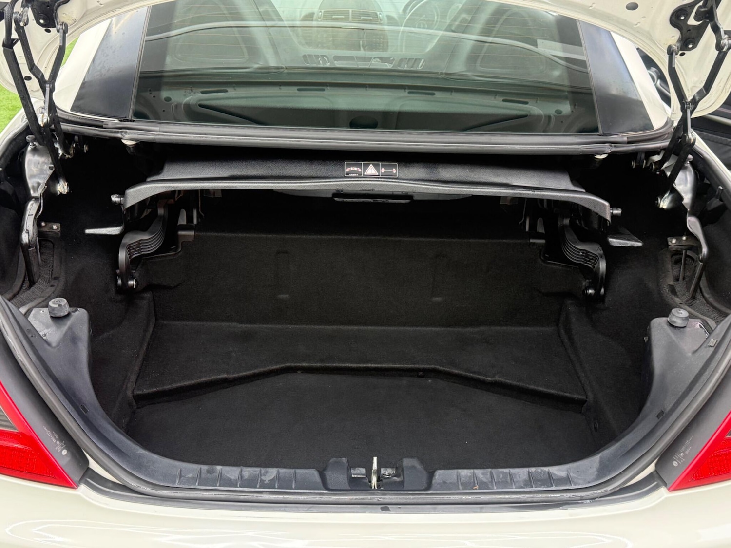 Used Mercedes-Benz SLK 2008 for sale - 77376584: Photo 8