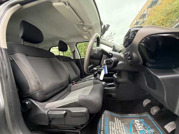 Used Citroen C4 Cactus 2015 for sale - 76238651: Photo 16