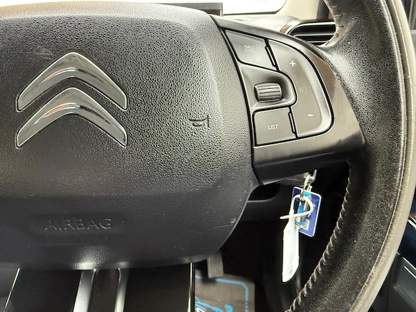Used Citroen C4 Cactus 2015 for sale - 76238651: Photo 35