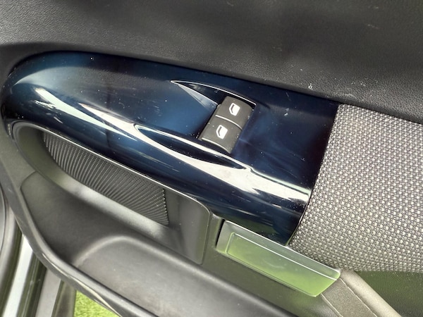 Used Citroen C4 Cactus 2015 for sale - 76238651: Photo 40