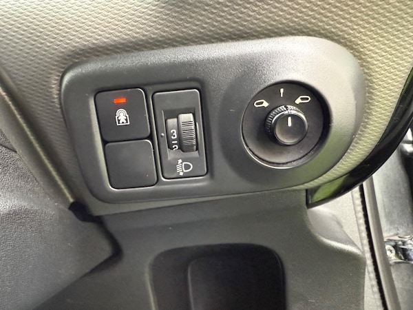 Used Citroen C4 Cactus 2015 for sale - 76238651: Photo 42