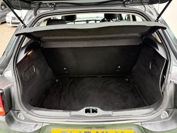 Used Citroen C4 Cactus 2015 for sale - 76238651: Photo 8