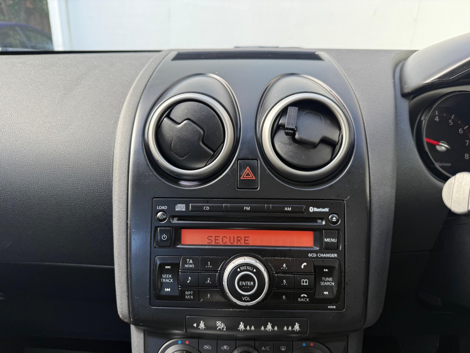 Used Nissan Qashqai 2008 for sale - 76370219: Photo 29