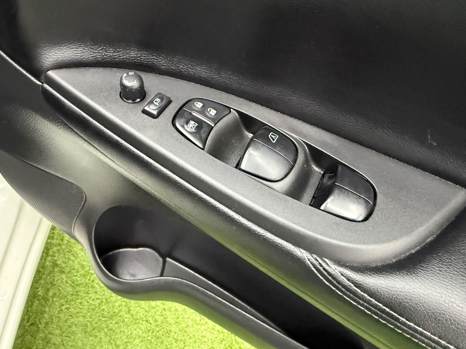 Used Nissan Pulsar for sale - 77279587: Photo 40