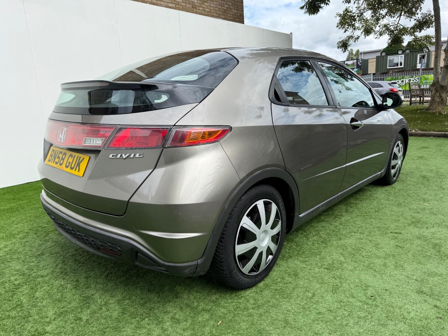 Vehicle 6