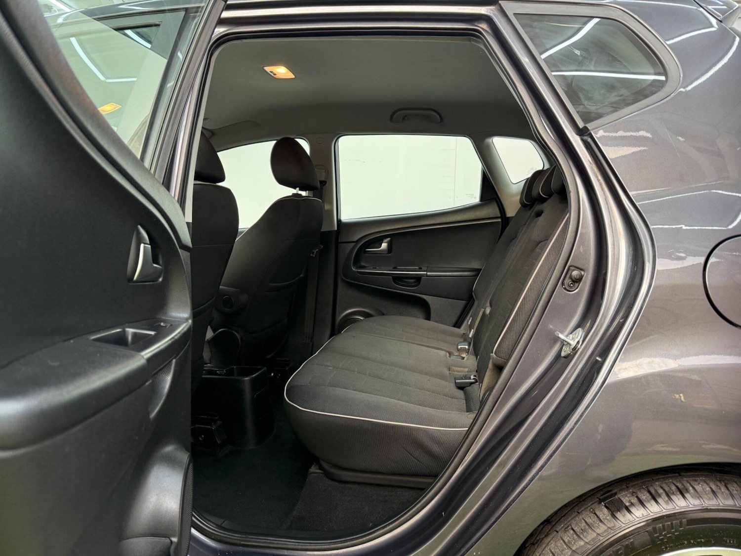 Used Kia Venga 2015 for sale - 77130882: Photo 22