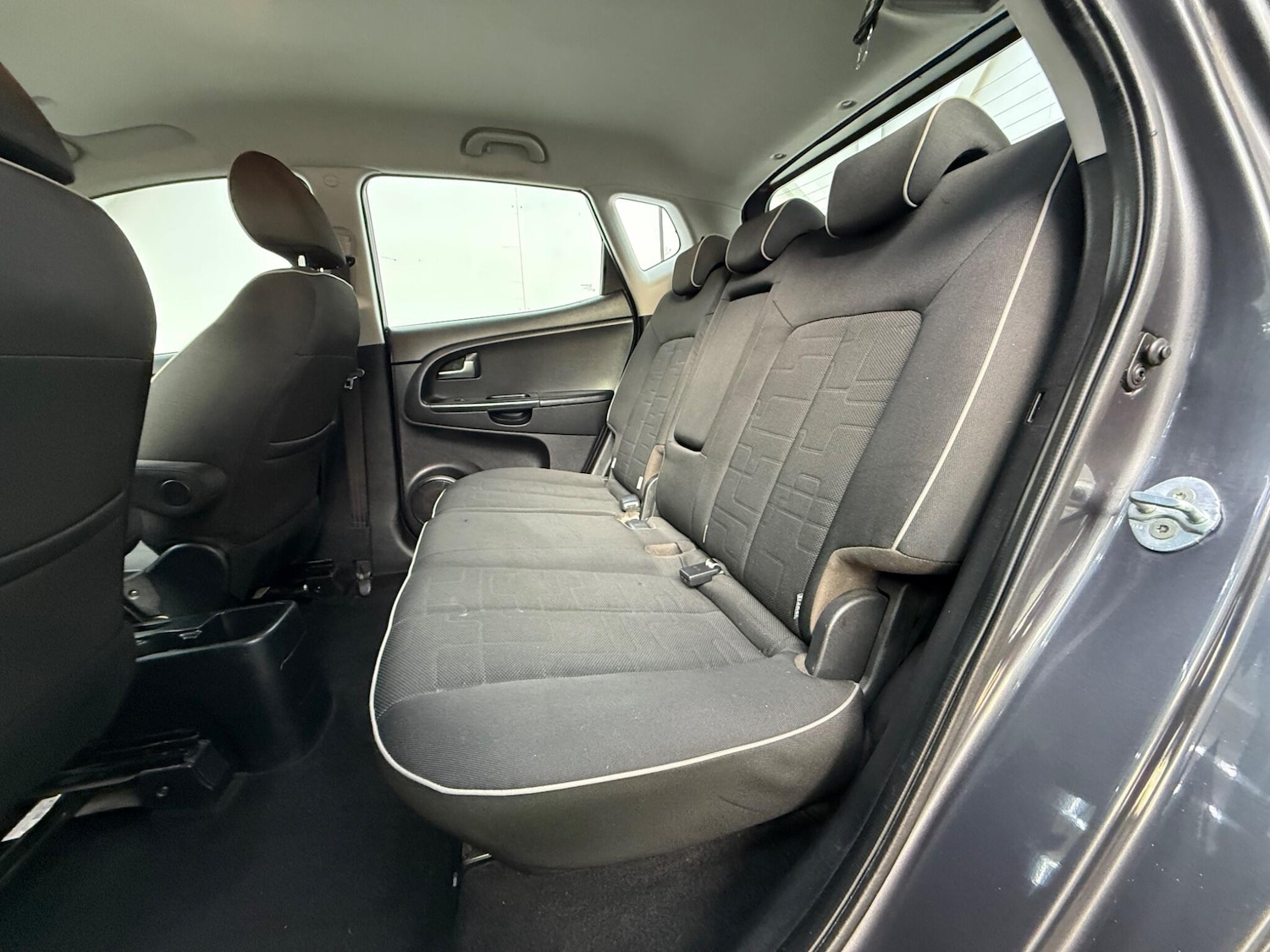 Used Kia Venga 2015 for sale - 77130882: Photo 24