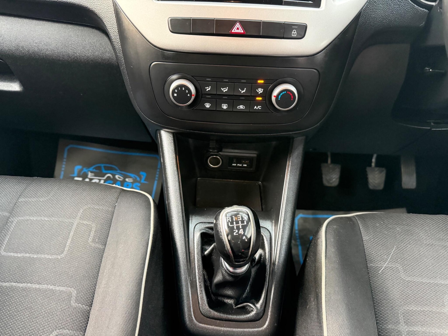 Used Kia Venga 2015 for sale - 77130882: Photo 30