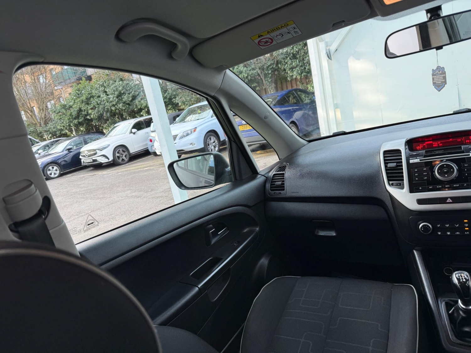 Used Kia Venga 2015 for sale - 77130882: Photo 38