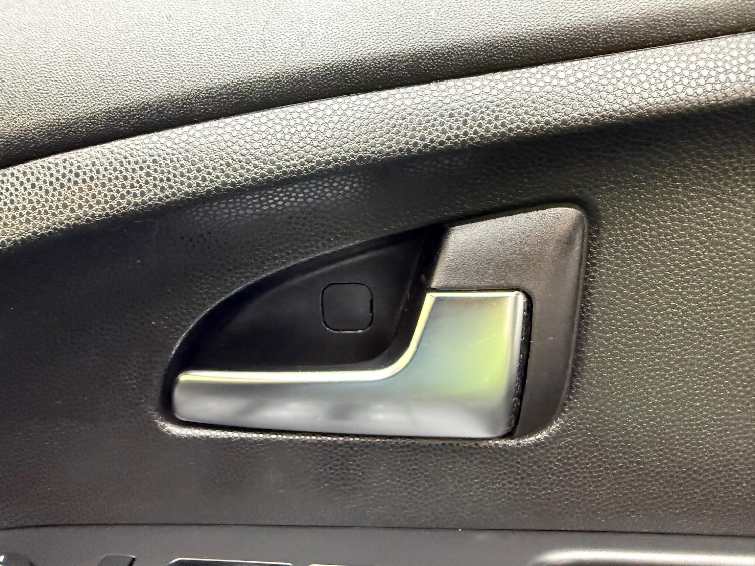 Used Kia Venga 2015 for sale - 77130882: Photo 41