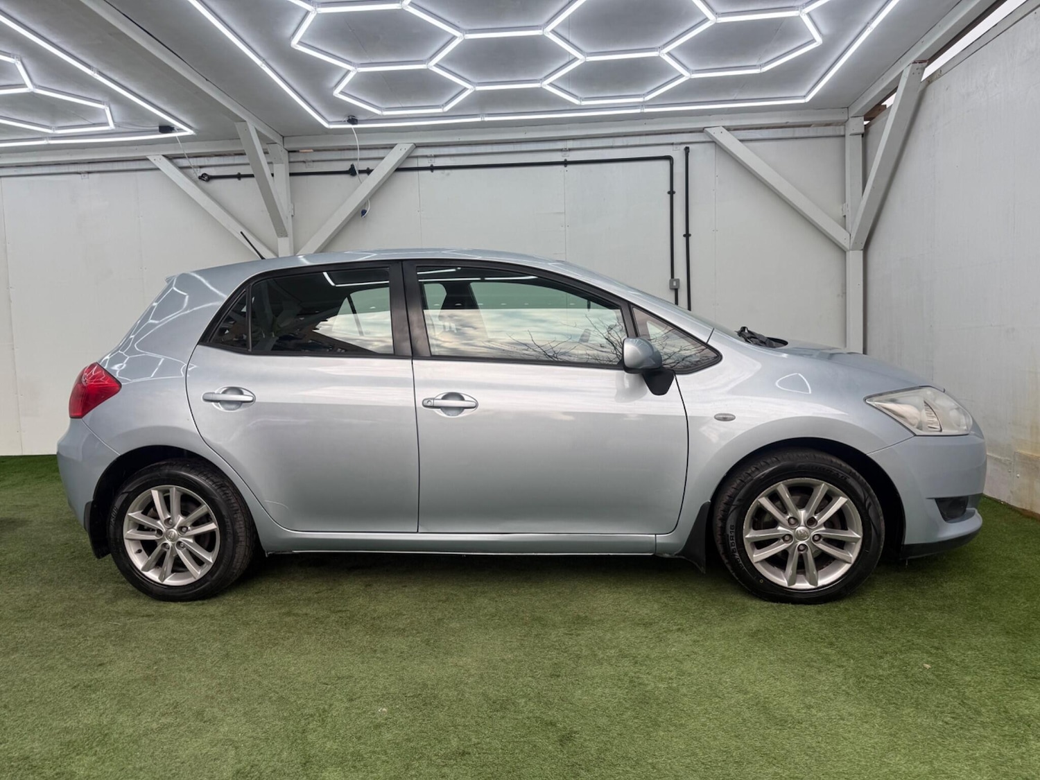 Used Toyota Auris for sale - 77737930: Photo 2