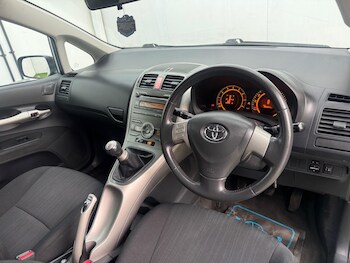 Used Toyota Auris 2008 for sale - 77737930: Photo