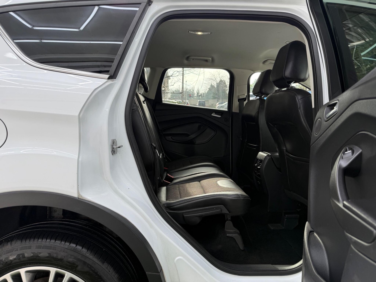 Used Ford Kuga 2014 for sale - 77550391: Photo 17