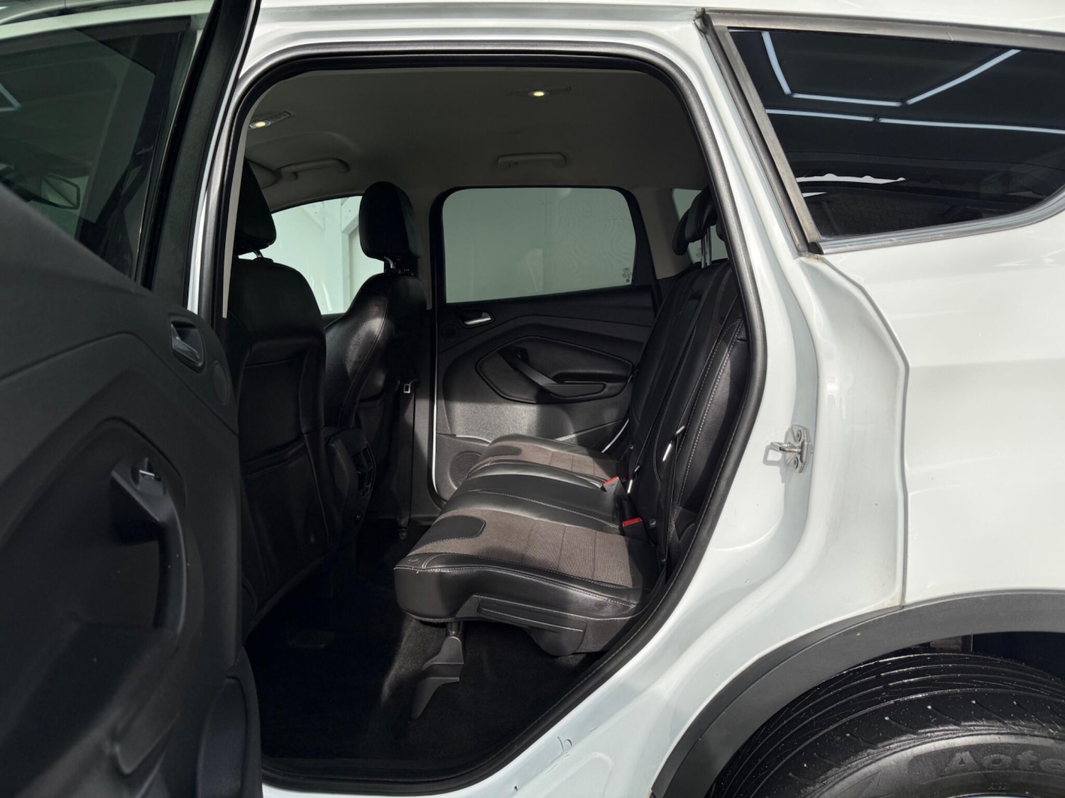 Used Ford Kuga 2014 for sale - 77550391: Photo 21