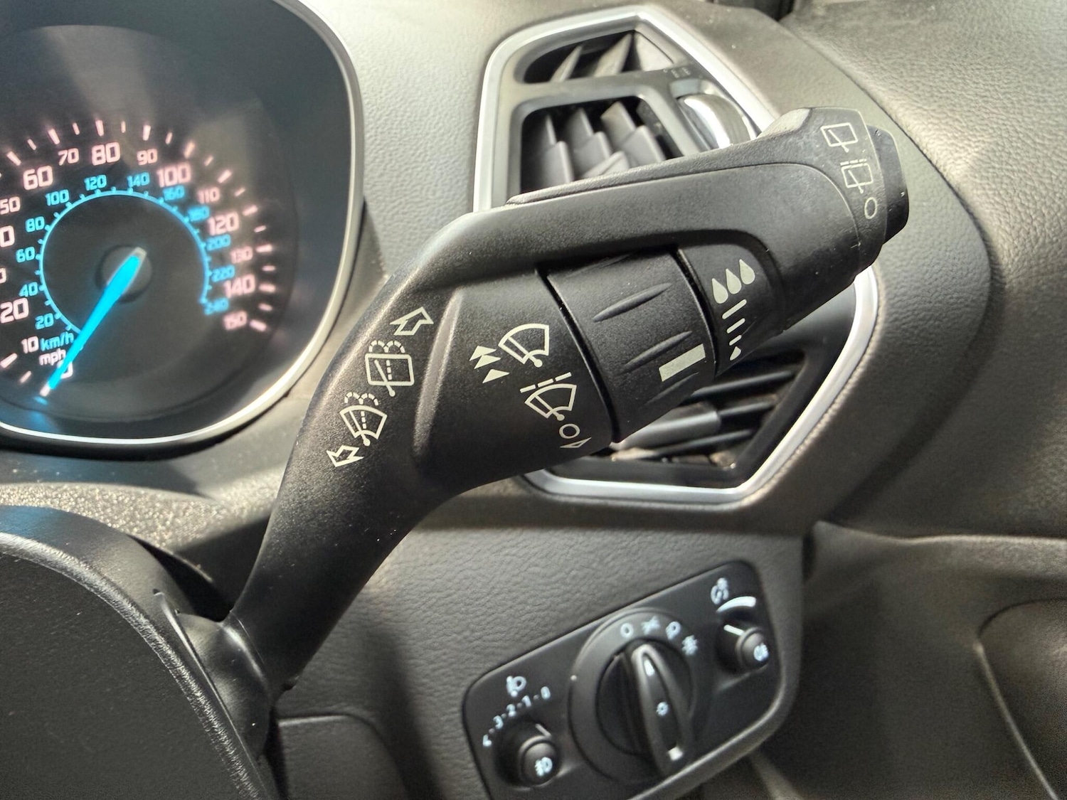 Used Ford Kuga 2014 for sale - 77550391: Photo 36