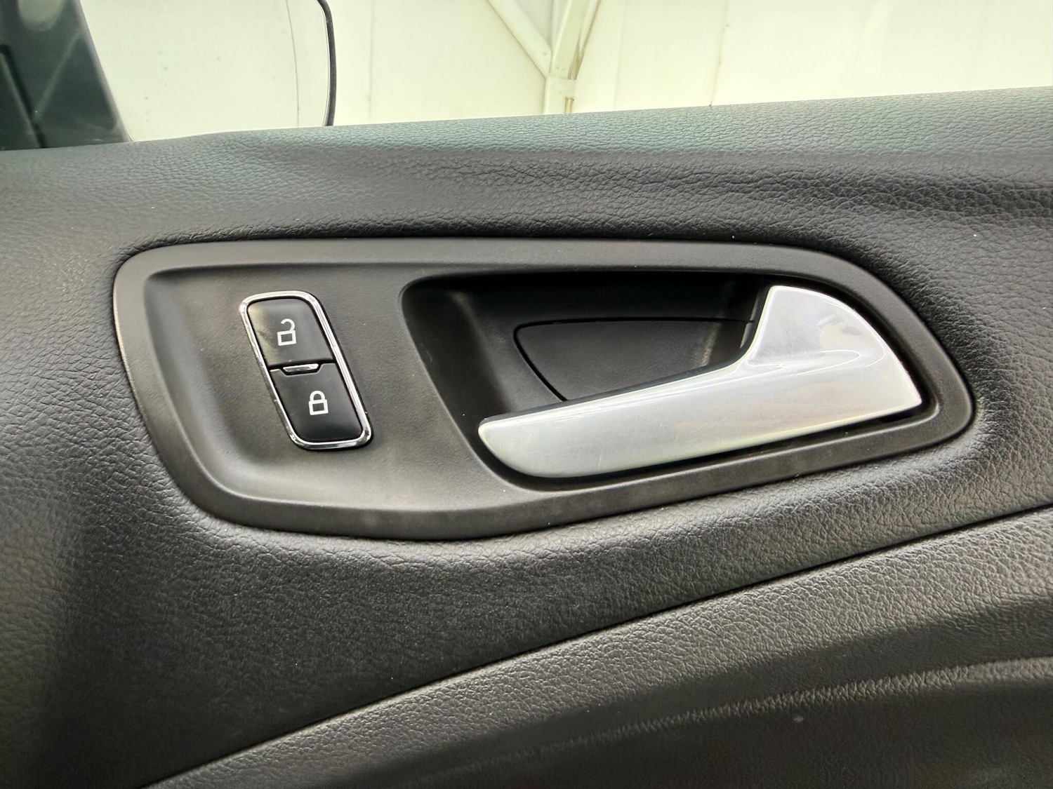 Used Ford Kuga 2014 for sale - 77550391: Photo 40