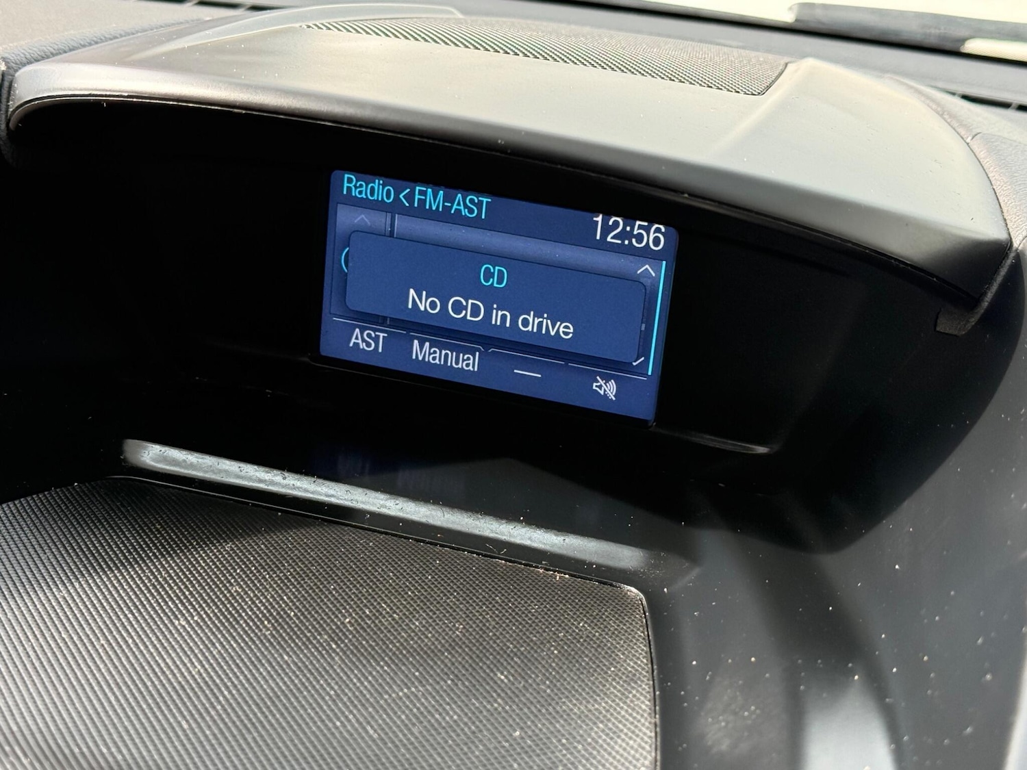 Used Ford Kuga 2014 for sale - 77550391: Photo 44