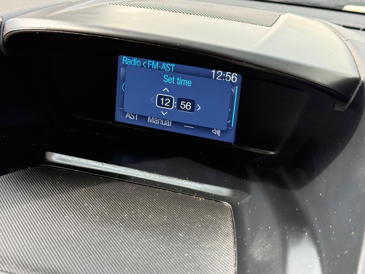 Used Ford Kuga 2014 for sale - 77550391: Photo 45