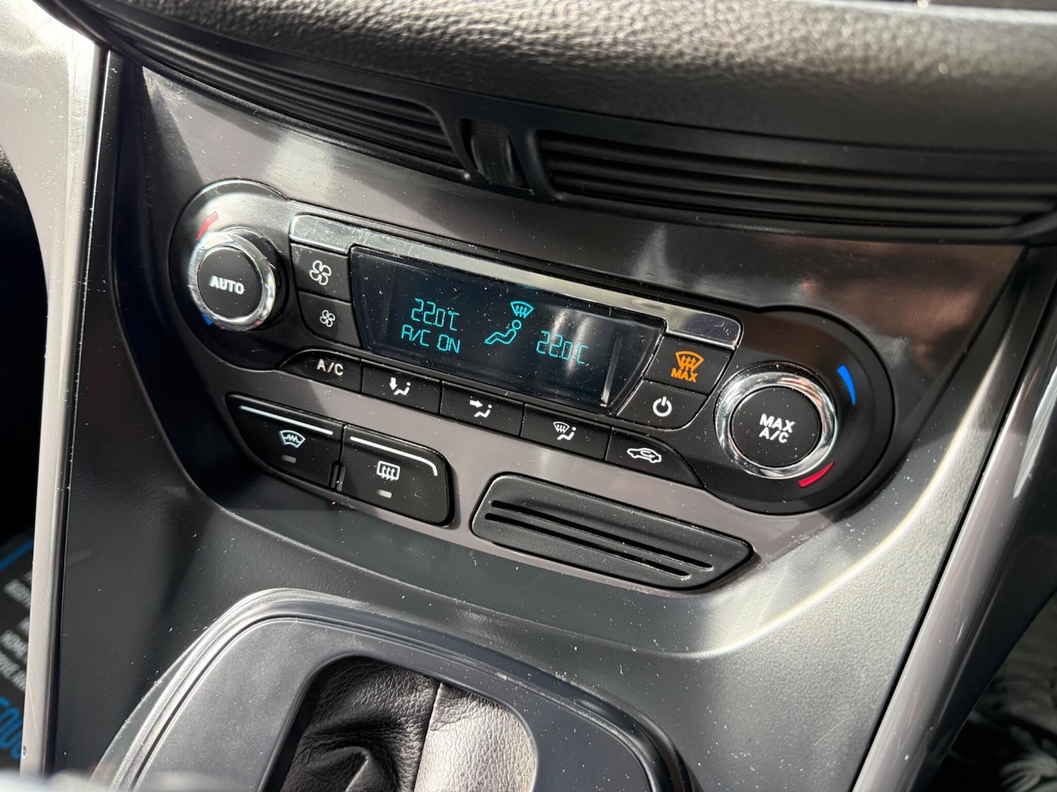 Used Ford Kuga 2014 for sale - 77550391: Photo 50