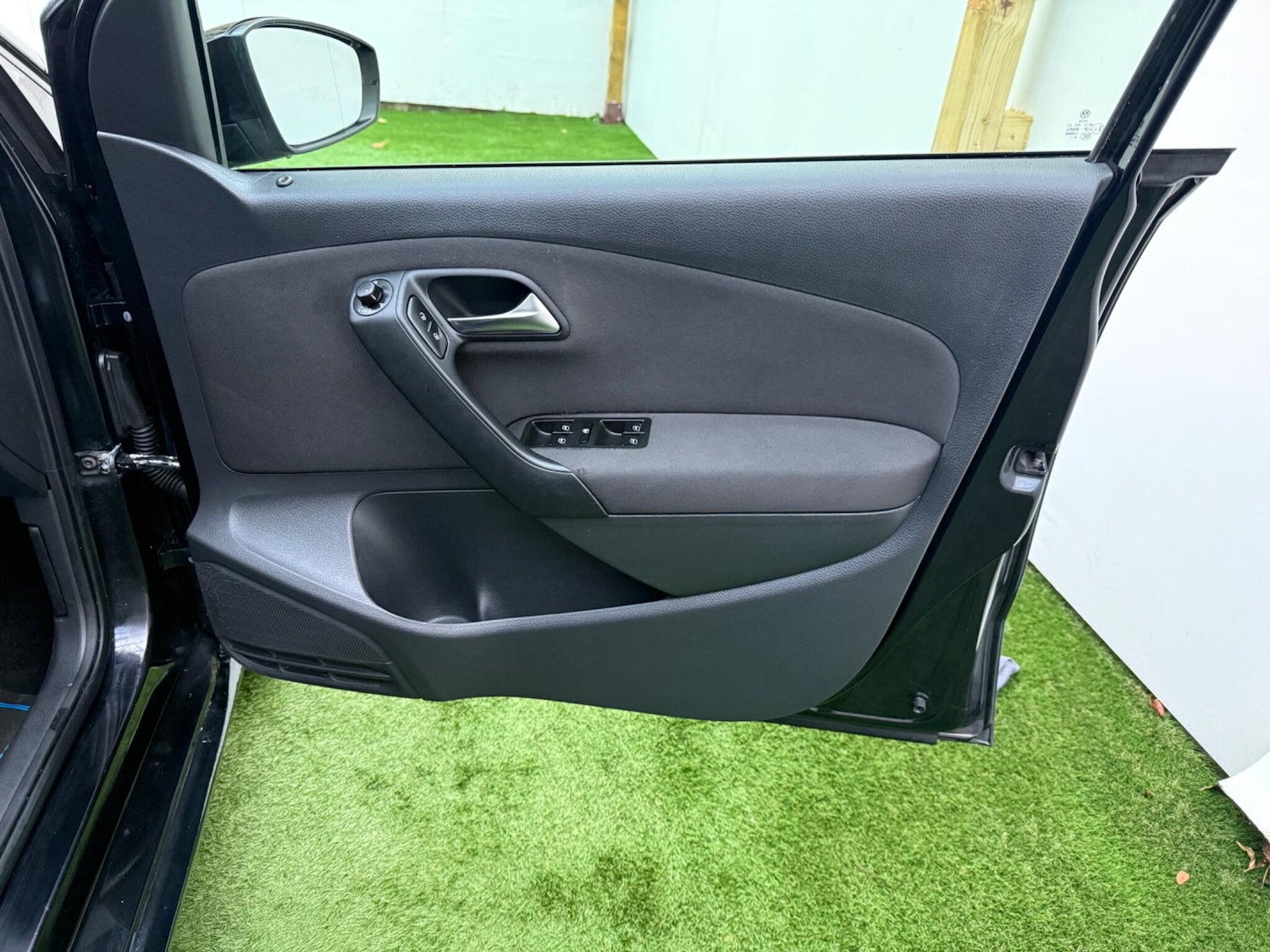 Used Volkswagen Polo 2010 for sale - 76549736: Photo 16