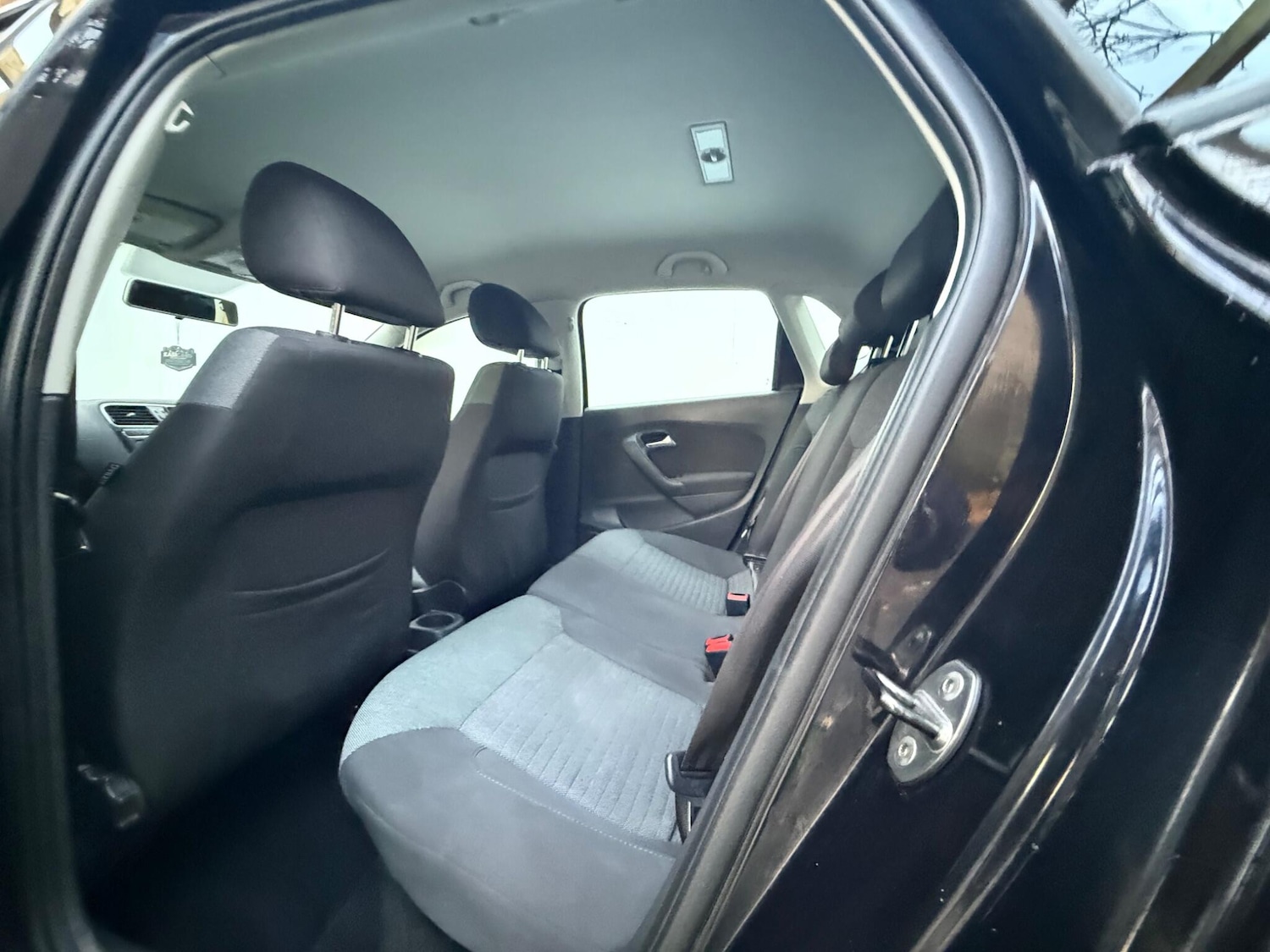 Used Volkswagen Polo 2010 for sale - 76549736: Photo 22